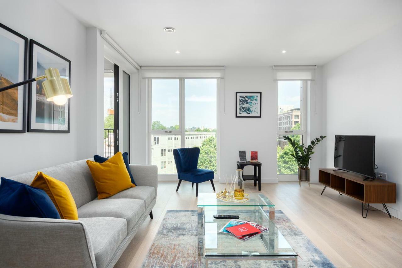 Two Bedroom Serviced Apartment With Balcony In Weymouth Building, Deacon Street Londra Exterior foto